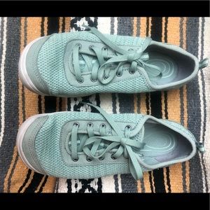 KEEN Contour Arch sneakers size: 7